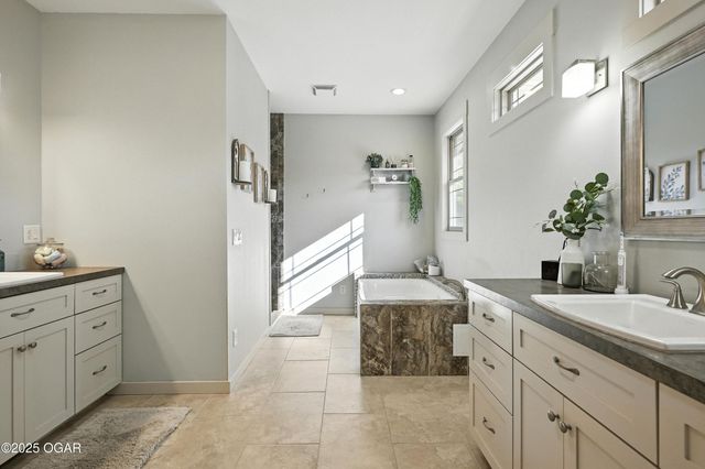 201 Tee Lane, Carl Junction, MO 64834