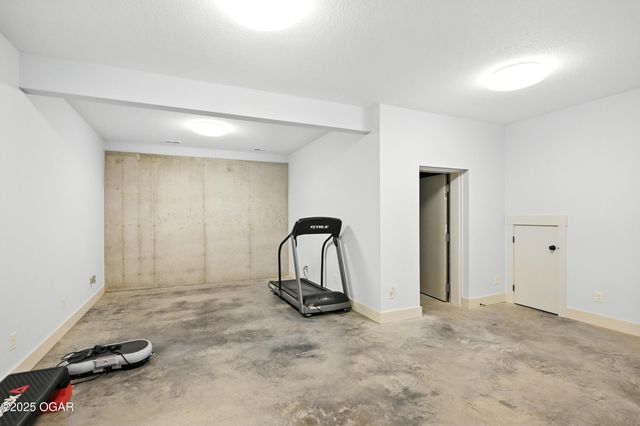 201 Tee Lane, Carl Junction, MO 64834