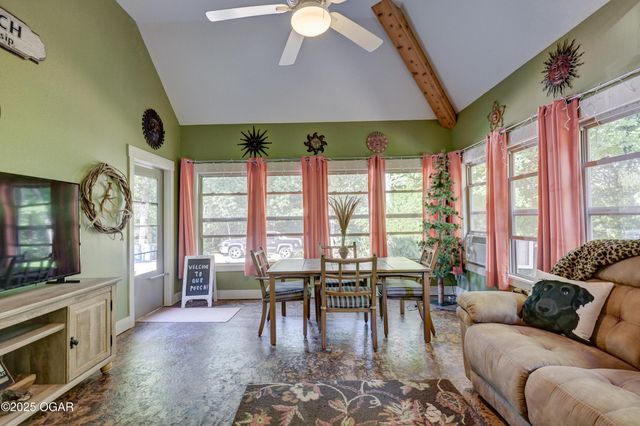 201 Tee Lane, Carl Junction, MO 64834