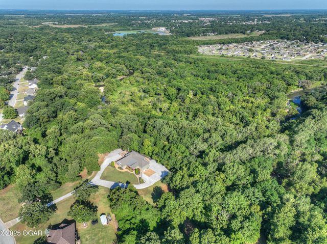 201 Tee Lane, Carl Junction, MO 64834