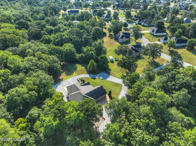 201 Tee Lane, Carl Junction, MO 64834