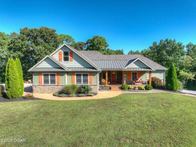 201 Tee Lane, Carl Junction, MO 64834