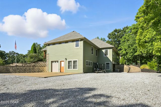 201 Tee Lane, Carl Junction, MO 64834