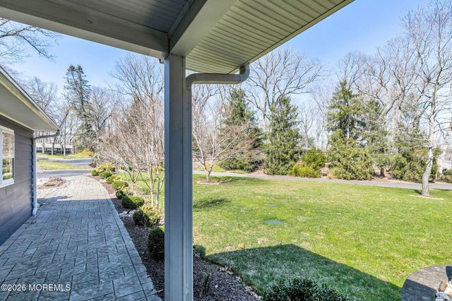 12 Crest Drive, Colts Neck, NJ 07722