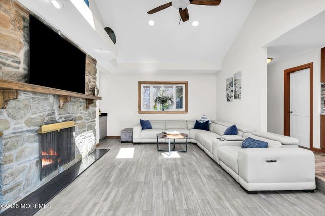 12 Crest Drive, Colts Neck, NJ 07722