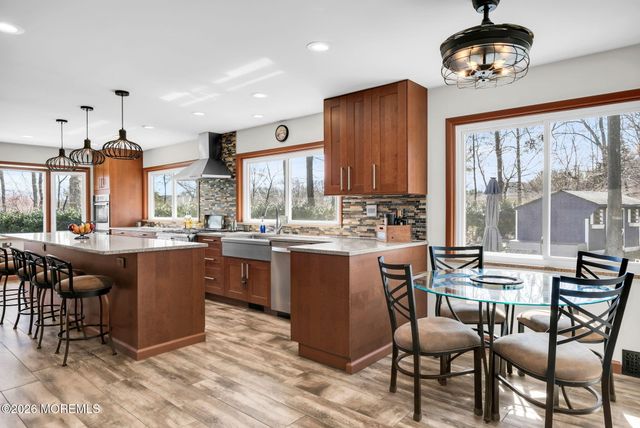 12 Crest Drive, Colts Neck, NJ 07722