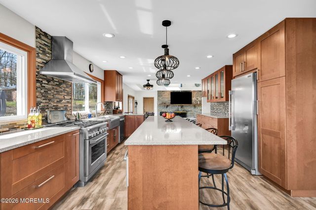 12 Crest Drive, Colts Neck, NJ 07722