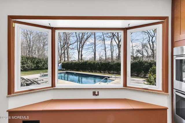 12 Crest Drive, Colts Neck, NJ 07722