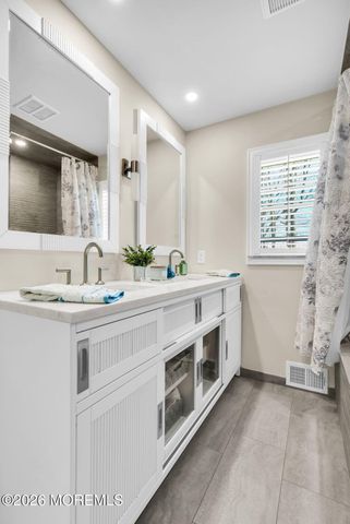 12 Crest Drive, Colts Neck, NJ 07722