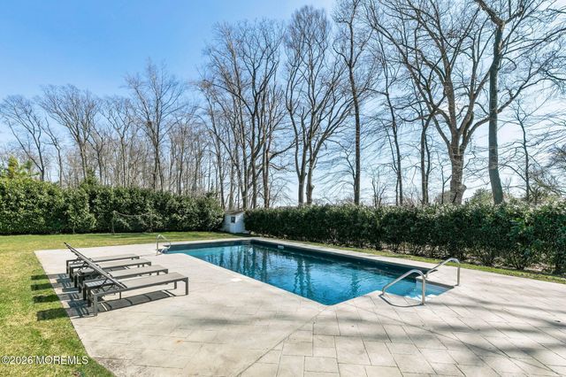 12 Crest Drive, Colts Neck, NJ 07722