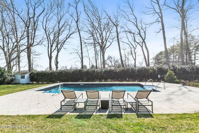 12 Crest Drive, Colts Neck, NJ 07722