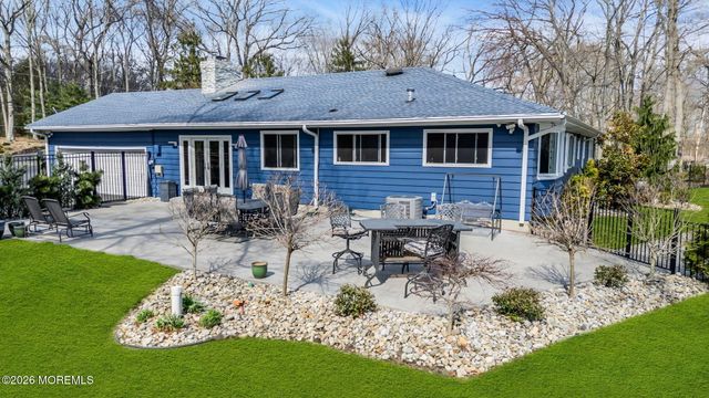 12 Crest Drive, Colts Neck, NJ 07722