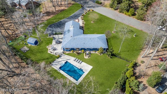 12 Crest Drive, Colts Neck, NJ 07722