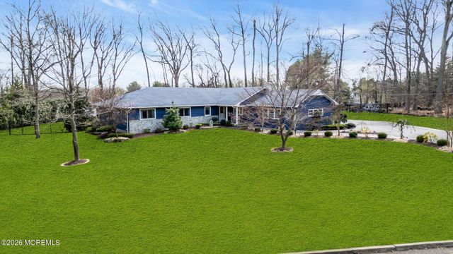 12 Crest Drive, Colts Neck, NJ 07722