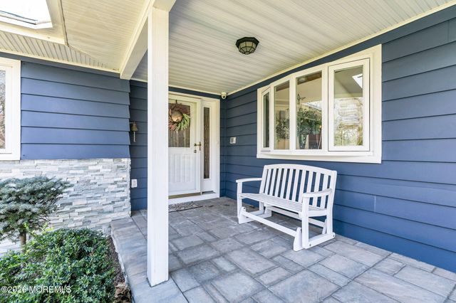 12 Crest Drive, Colts Neck, NJ 07722