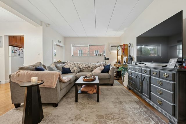 995 Massachusetts Ave 102 102, Arlington, MA 02476
