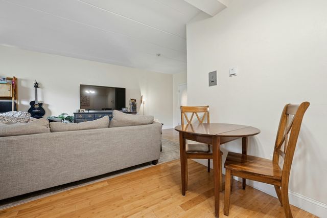 995 Massachusetts Ave 102 102, Arlington, MA 02476