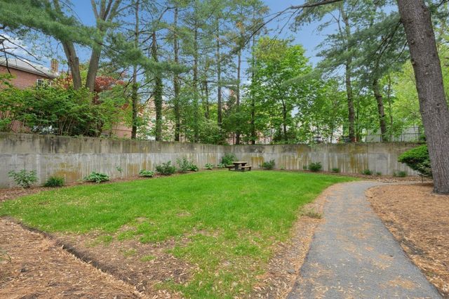 995 Massachusetts Ave 102 102, Arlington, MA 02476