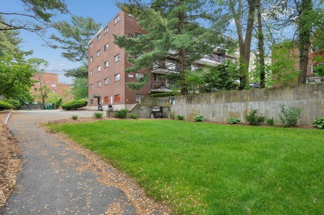 995 Massachusetts Ave 102 102, Arlington, MA 02476