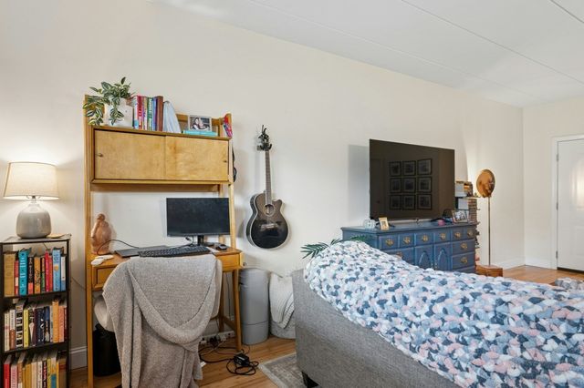 995 Massachusetts Ave 102 102, Arlington, MA 02476