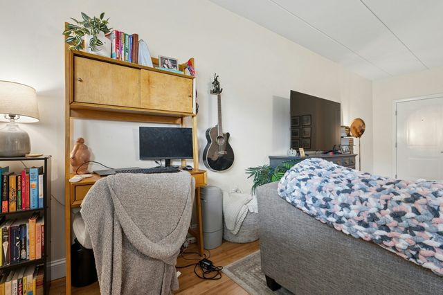 995 Massachusetts Ave 102 102, Arlington, MA 02476