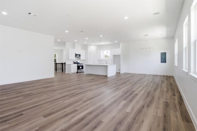 2104 Montana Street, Baytown, TX 77520