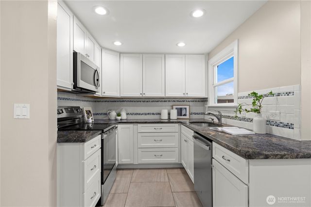 3638 50th Avenue, Seattle, WA 98116