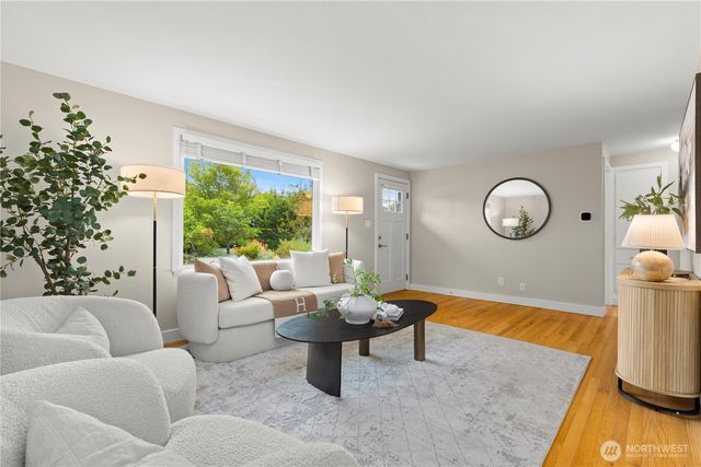 3638 50th Avenue, Seattle, WA 98116