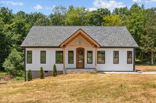 123 Thicket Ln, Erin, TN 37061