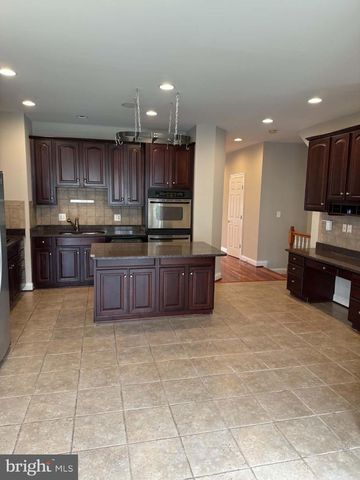 6912 WITTON CIR, Gainesville, VA 20155