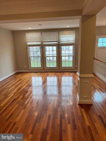 6912 WITTON CIR, Gainesville, VA 20155