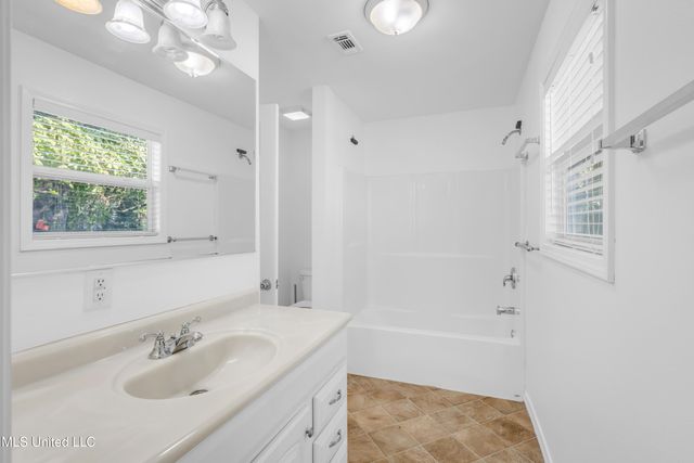 512 Peyton Drive, Biloxi, MS 39530