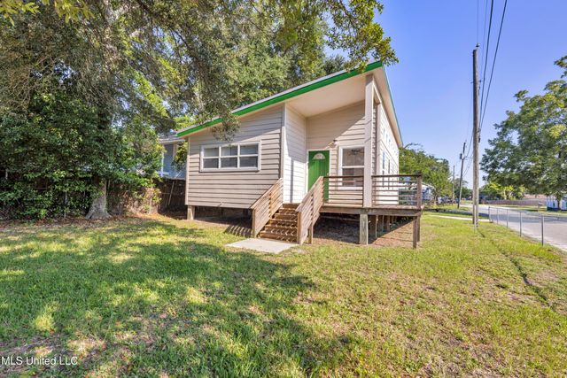 512 Peyton Drive, Biloxi, MS 39530