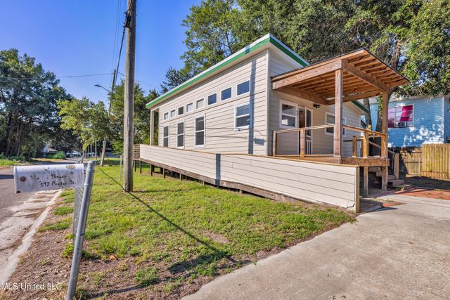 512 Peyton Drive, Biloxi, MS 39530