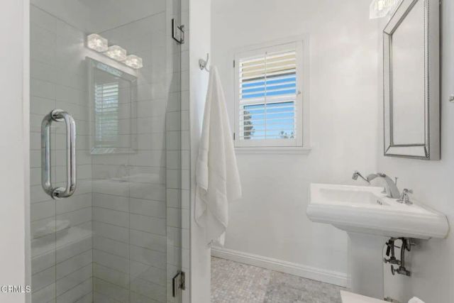 4405 Vista Place, La Canada Flintridge, CA 91011