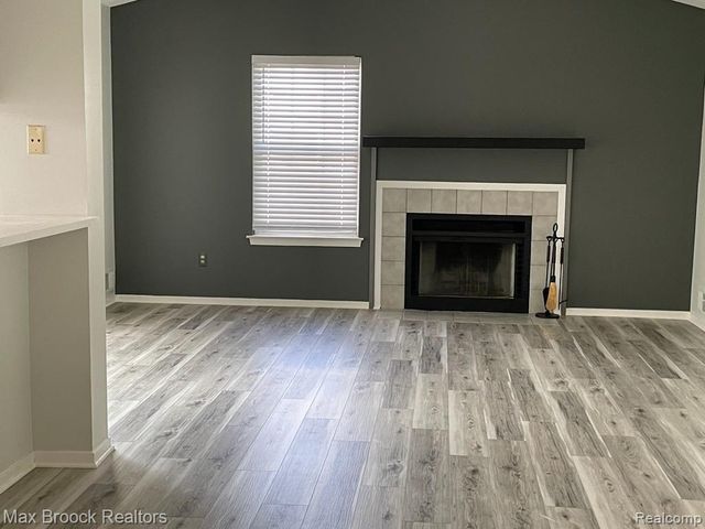 6635 Bellows Court, West Bloomfield, MI 48322