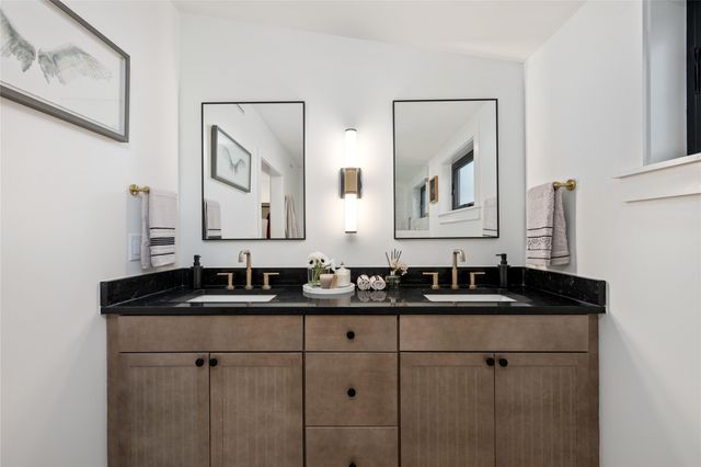 3501 Neal ST A, Austin, TX 78702
