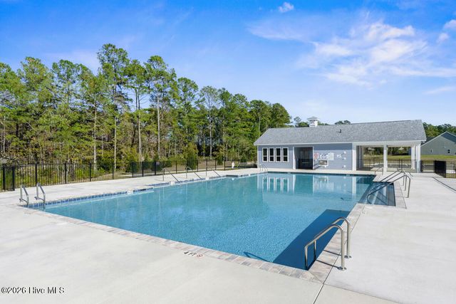 324 Powis Drive NE, Bolivia, NC 28422