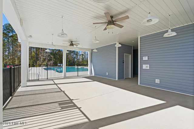 324 Powis Drive NE, Bolivia, NC 28422