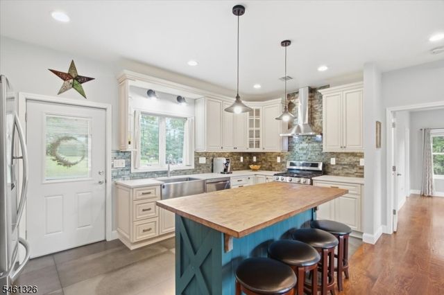 677 Canistear Rd, Vernon Twp., NJ 07422
