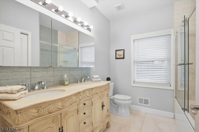 677 Canistear Rd, Vernon Twp., NJ 07422