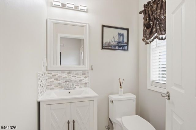 677 Canistear Rd, Vernon Twp., NJ 07422