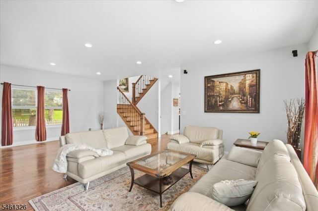 677 Canistear Rd, Vernon Twp., NJ 07422