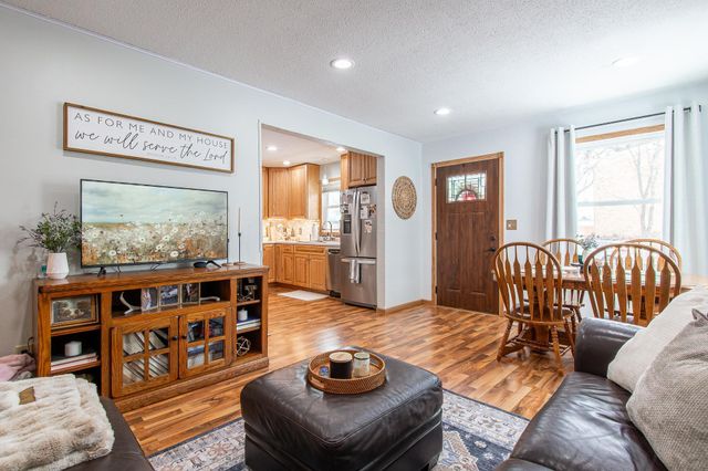 217 1st Avenue E, West Fargo, ND 58078