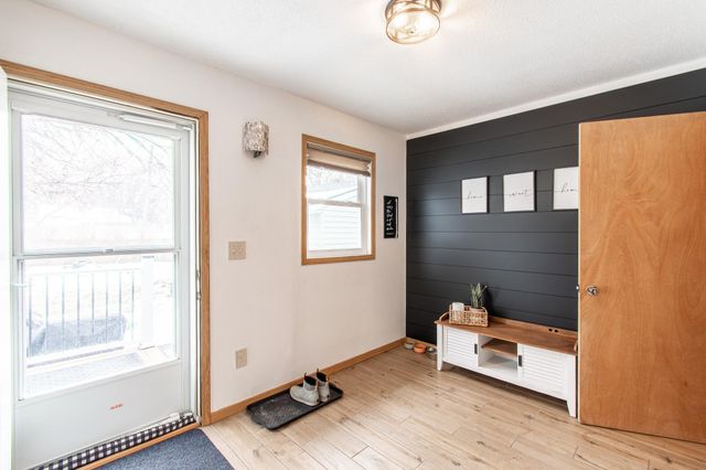 217 1st Avenue E, West Fargo, ND 58078