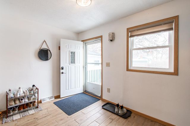 217 1st Avenue E, West Fargo, ND 58078