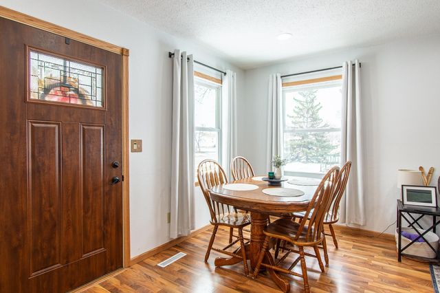 217 1st Avenue E, West Fargo, ND 58078