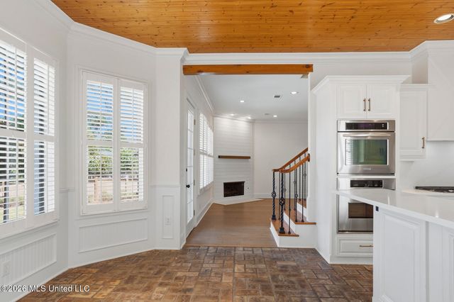135 Carrick Avenue, Madison, MS 39110