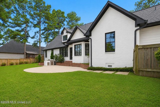 135 Carrick Avenue, Madison, MS 39110