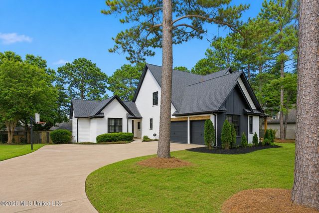 135 Carrick Avenue, Madison, MS 39110